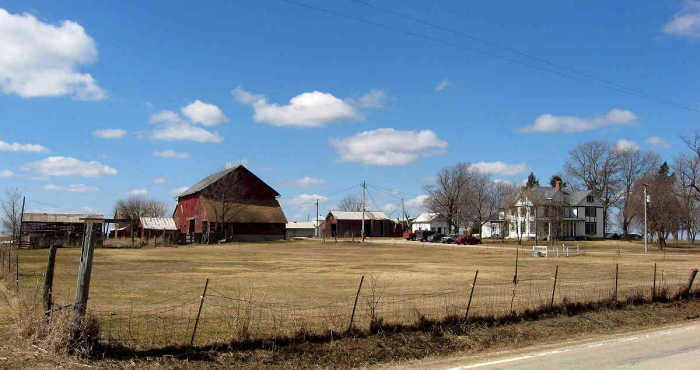 Original photo of the farmstead that the Anderson Farm painting was based on.