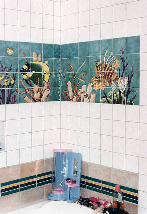 Bath wall tile mural, closeup view of back wall and right side corner. Artist Julia Sweda.
